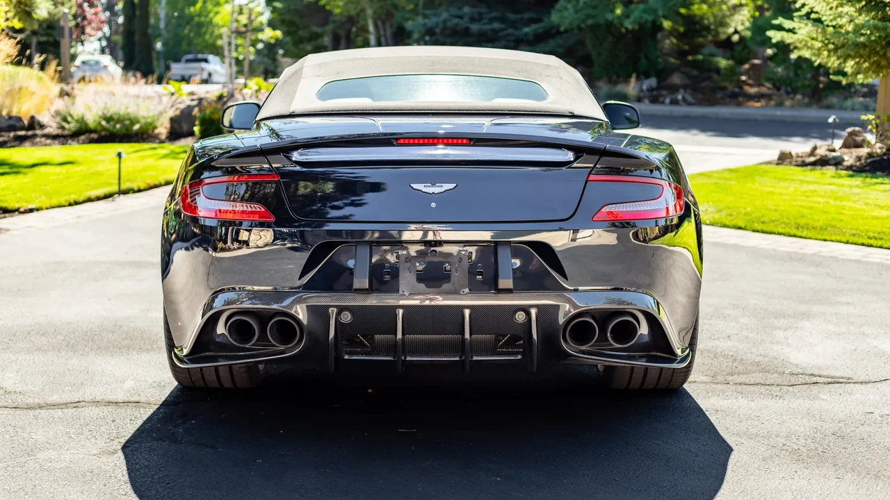 2018 Aston Martin Vanquish 2nd Gen - Image 15 of 31