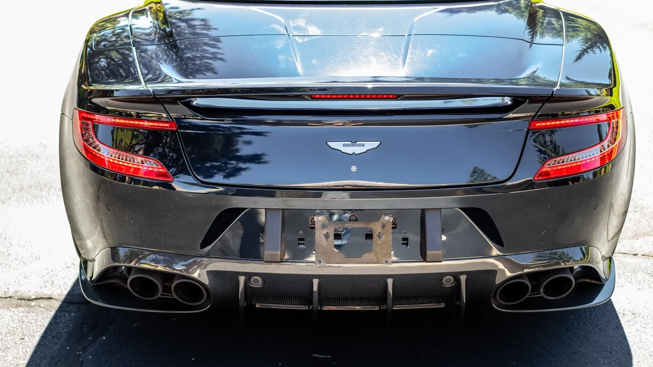 2018 Aston Martin Vanquish 2nd Gen - Image 24 of 31