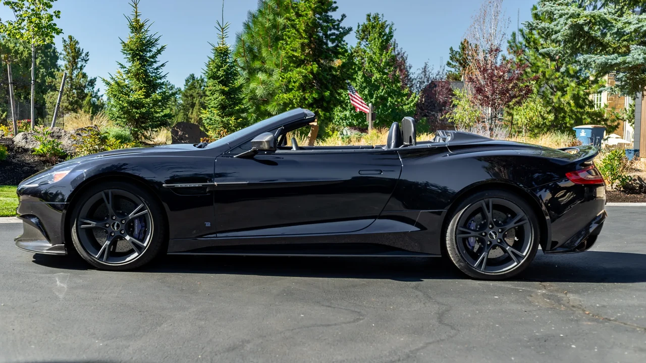 2018 Aston Martin Vanquish 2nd Gen - Image 9 of 31