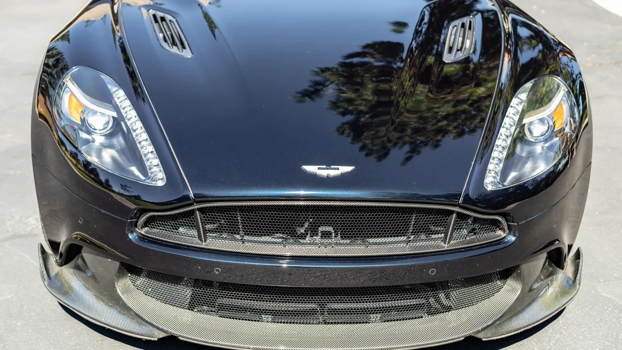 2018 Aston Martin Vanquish 2nd Gen - Image 21 of 31
