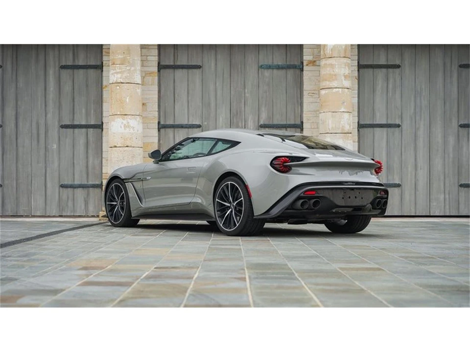 2018 Aston Martin Vanquish 2nd Gen - Image 21 of 31