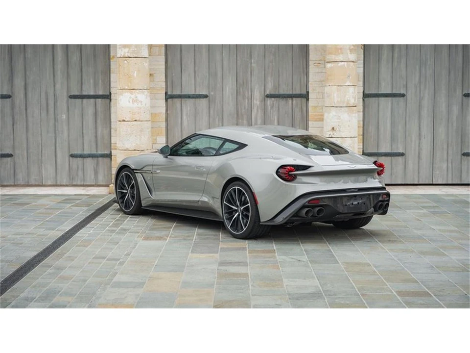 2018 Aston Martin Vanquish 2nd Gen - Image 22 of 31