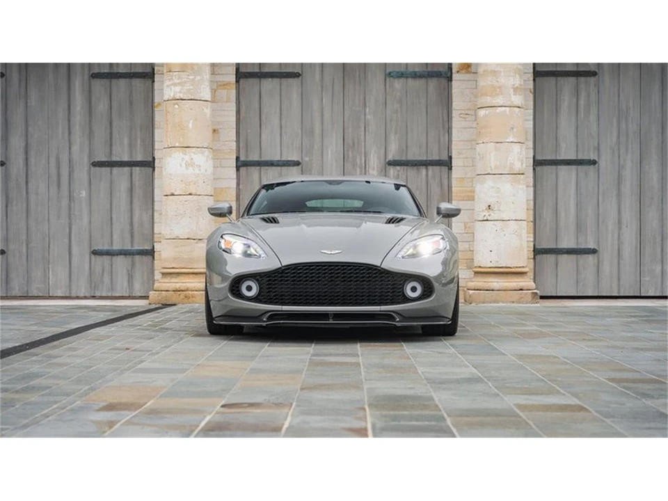 2018 Aston Martin Vanquish 2nd Gen - Image 11 of 31