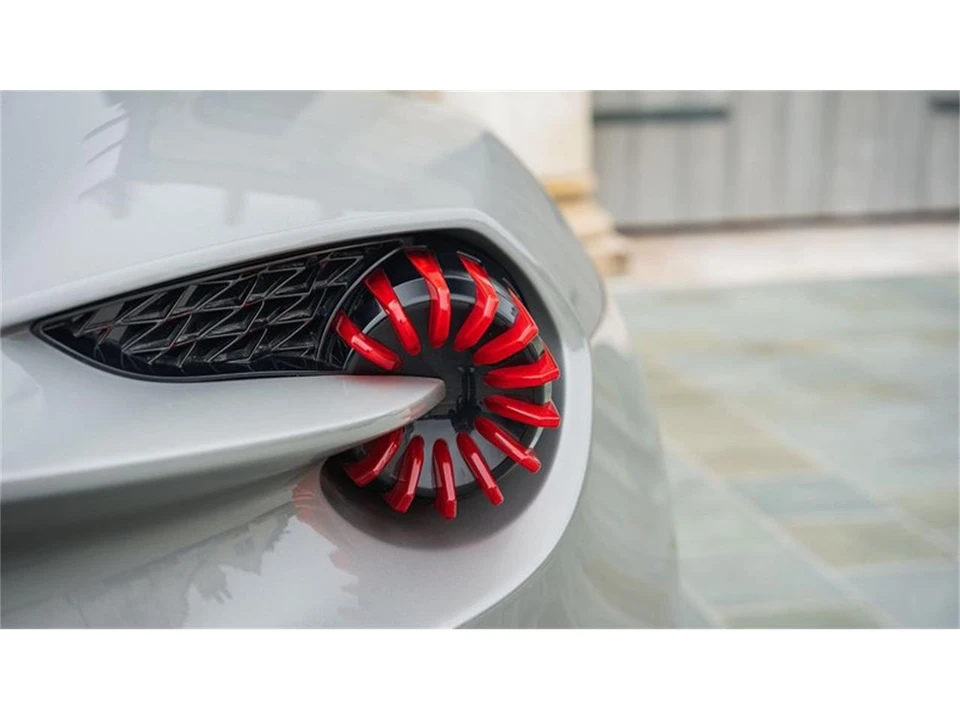 2018 Aston Martin Vanquish 2nd Gen - Image 4 of 31