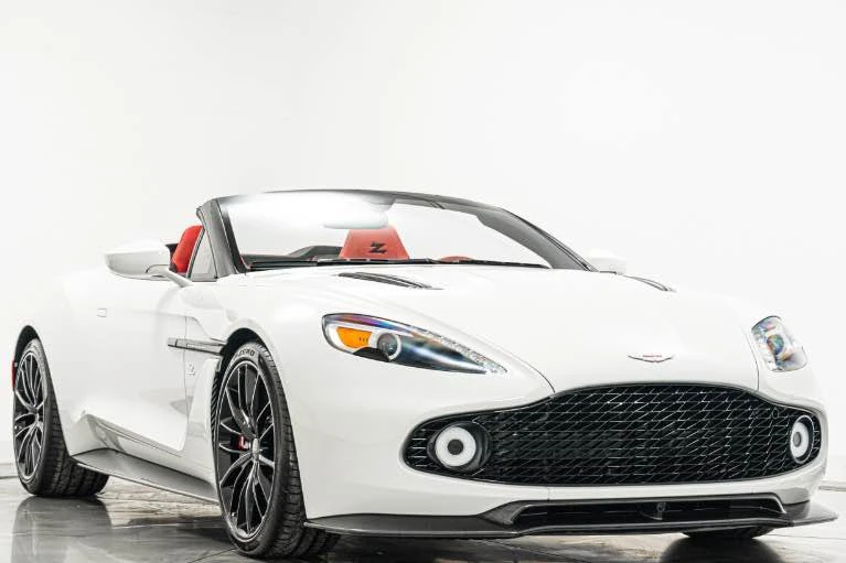 2018 Aston Martin Vanquish 2nd Gen - Image 2 of 14