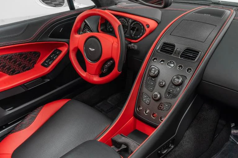 2018 Aston Martin Vanquish 2nd Gen - Image 8 of 14