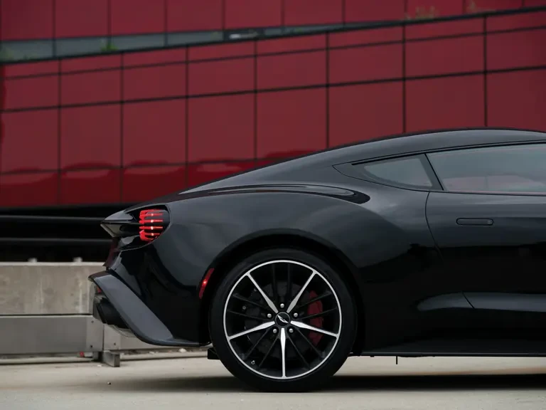 2018 Aston Martin Vanquish 2nd Gen - Image 15 of 31