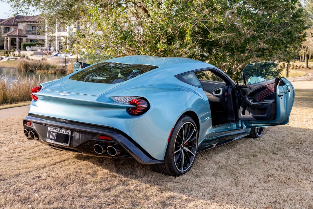 2018 Aston Martin Vanquish 2nd Gen - Image 19 of 31