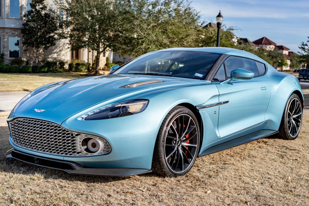 2018 Aston Martin Vanquish 2nd Gen - Image 2 of 31