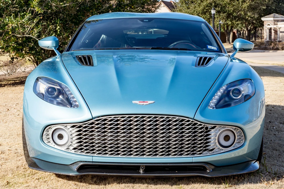 2018 Aston Martin Vanquish 2nd Gen - Image 8 of 31