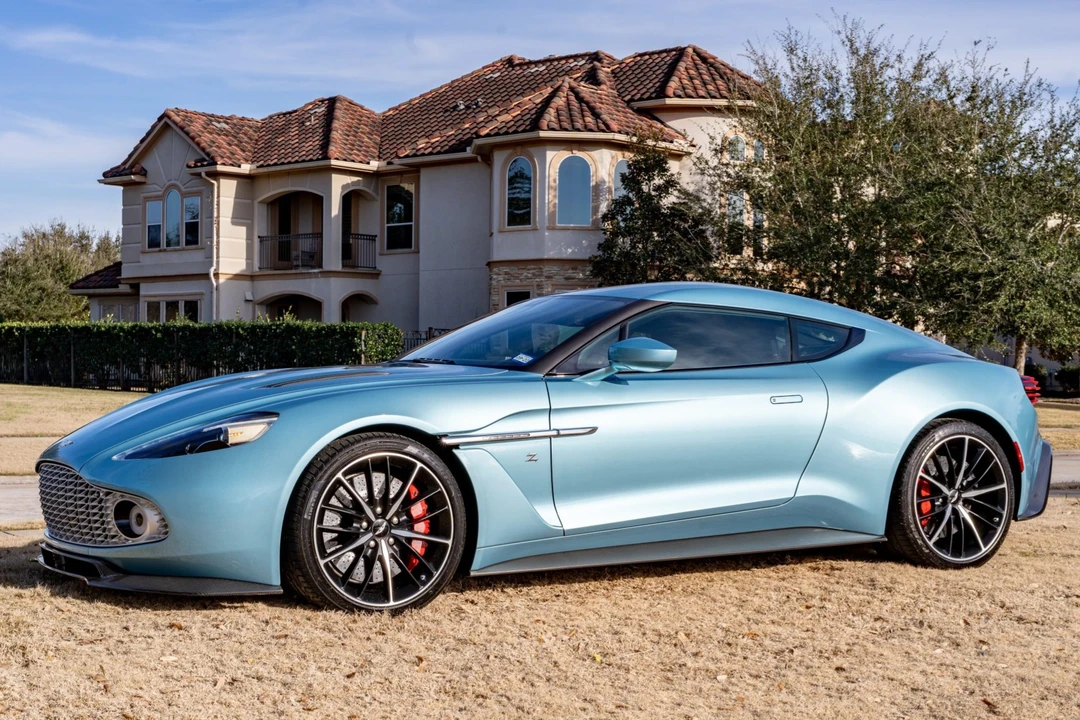 2018 Aston Martin Vanquish 2nd Gen - Image 4 of 31