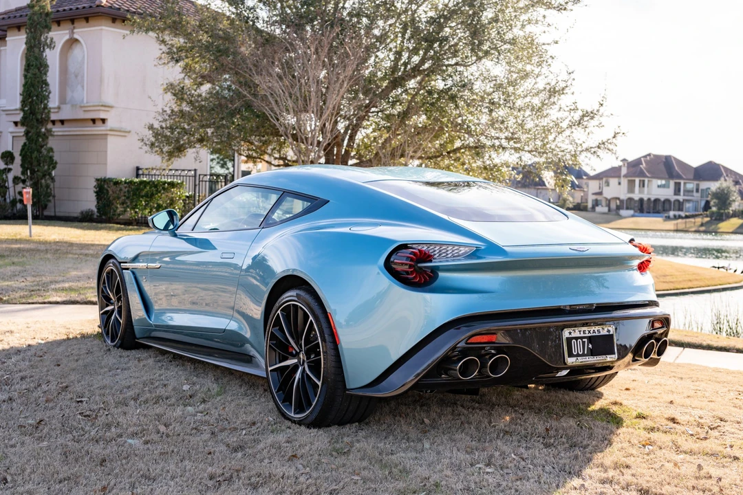 2018 Aston Martin Vanquish 2nd Gen - Image 15 of 31
