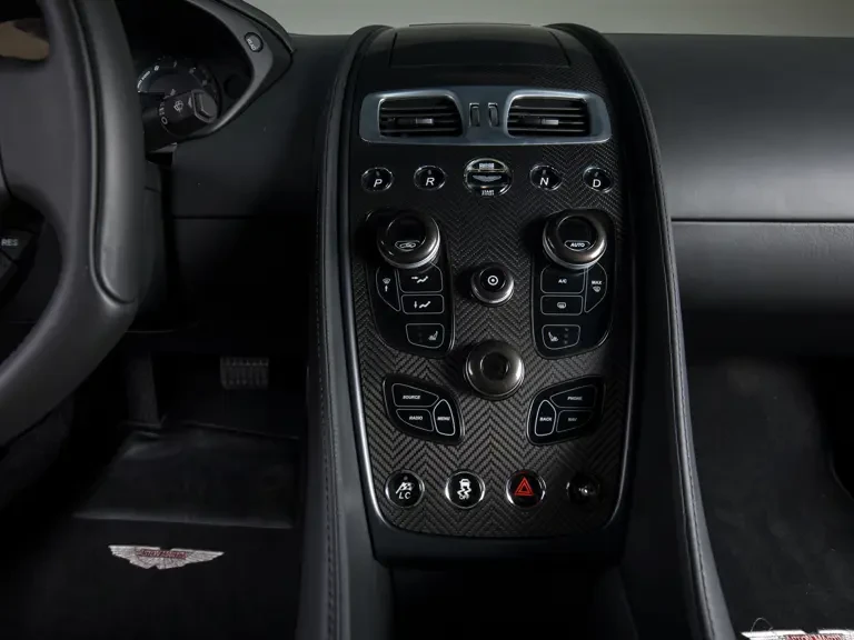 2018 Aston Martin Vanquish 2nd Gen - Image 12 of 31