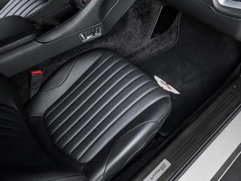 2018 Aston Martin Vanquish 2nd Gen - Image 17 of 31