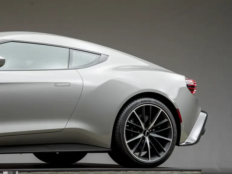 2018 Aston Martin Vanquish 2nd Gen - Image 27 of 31