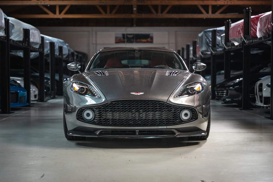 2018 Aston Martin Vanquish 2nd Gen - Image 23 of 31