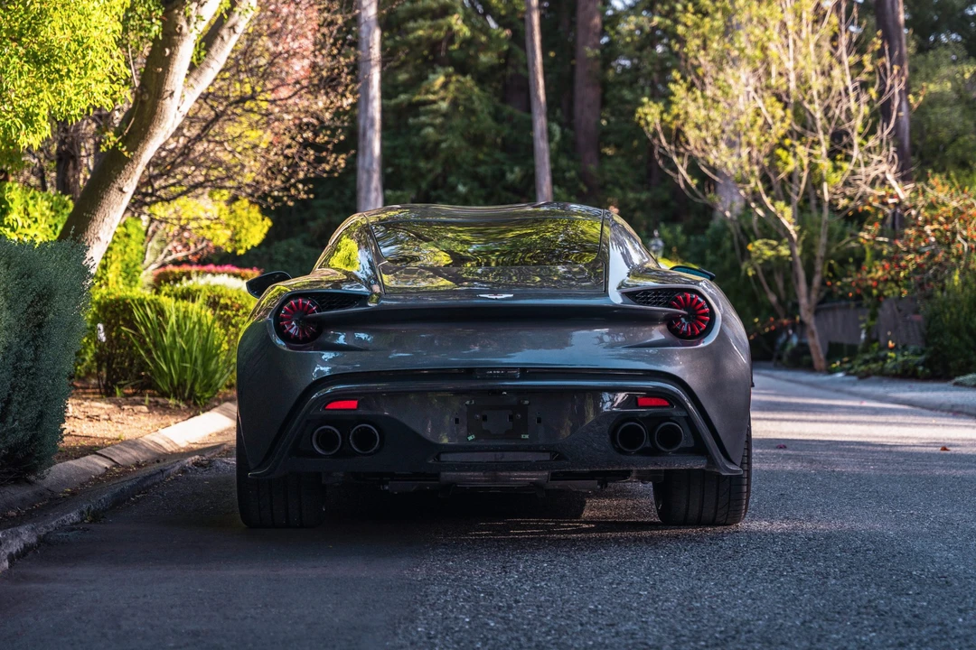 2018 Aston Martin Vanquish 2nd Gen - Image 7 of 31