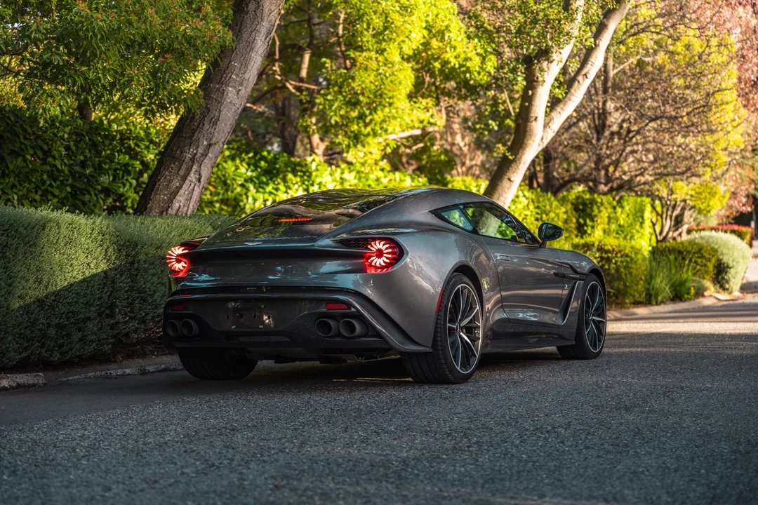 2018 Aston Martin Vanquish 2nd Gen - Image 9 of 31