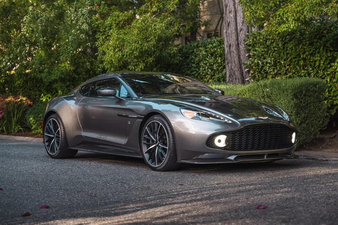 2018 Aston Martin Vanquish 2nd Gen - Image 14 of 31