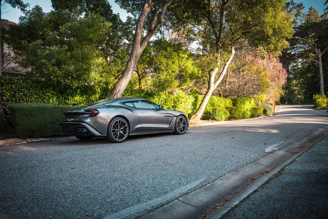 2018 Aston Martin Vanquish 2nd Gen - Image 11 of 31