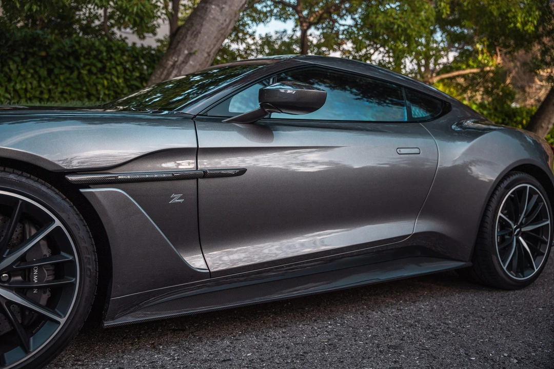 2018 Aston Martin Vanquish 2nd Gen - Image 30 of 31