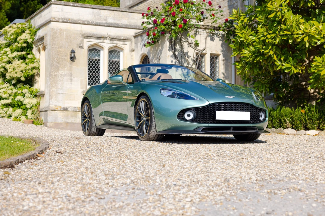 2018 Aston Martin Vanquish Zagato - Image 19 of 31