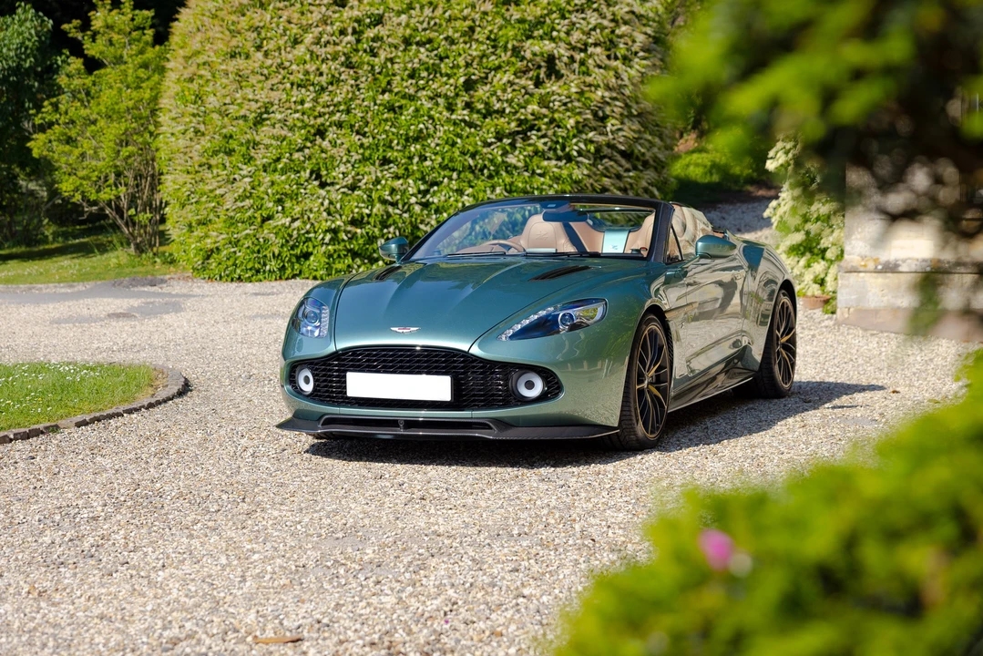 2018 Aston Martin Vanquish Zagato - Image 22 of 31