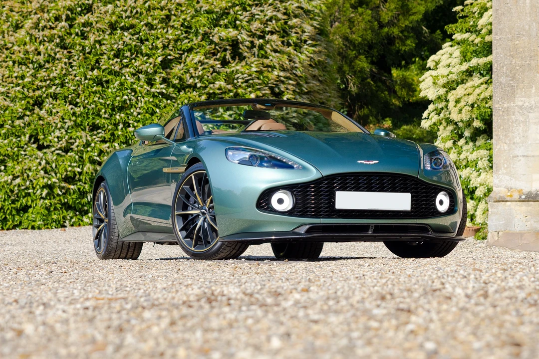 2018 Aston Martin Vanquish Zagato - Image 26 of 31