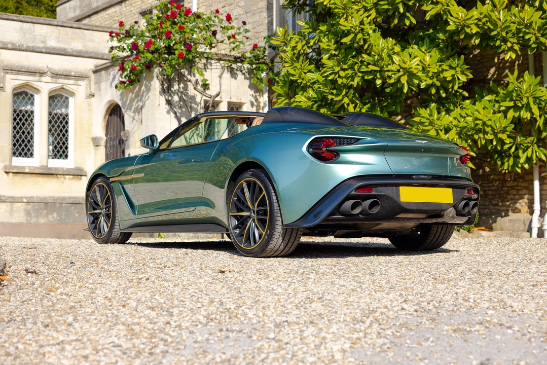 2018 Aston Martin Vanquish Zagato - Image 7 of 31