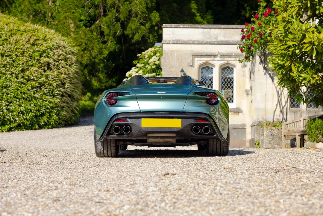 2018 Aston Martin Vanquish Zagato - Image 6 of 31