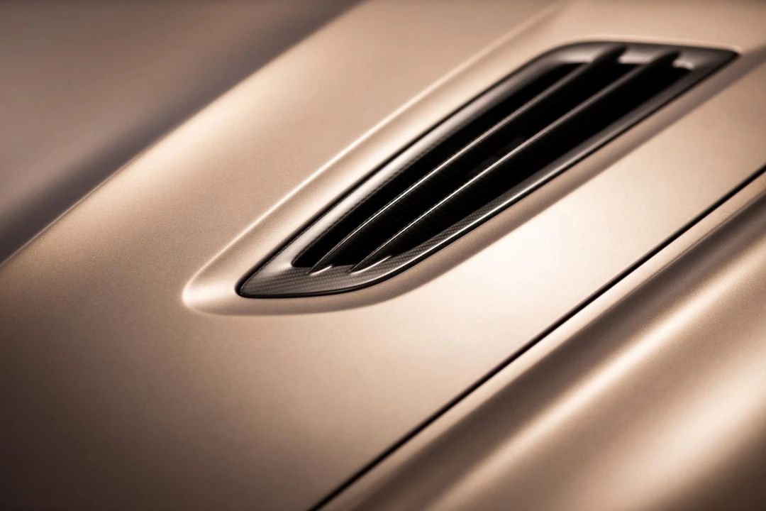 2018 Aston Martin Vanquish 2nd Gen - Image 19 of 31
