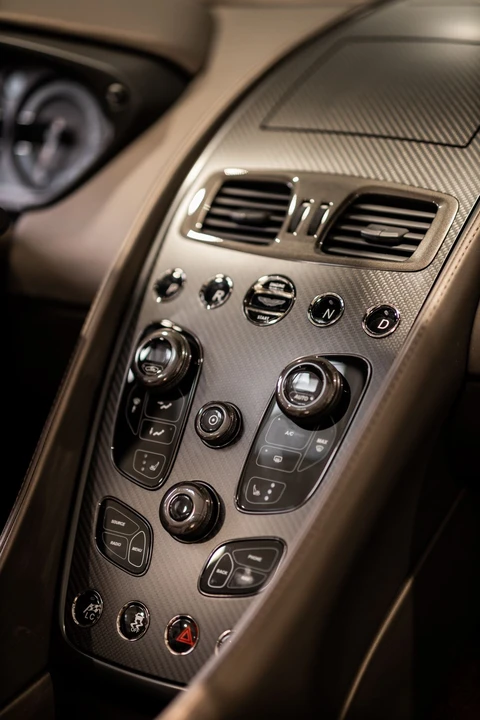 2018 Aston Martin Vanquish 2nd Gen - Image 13 of 31