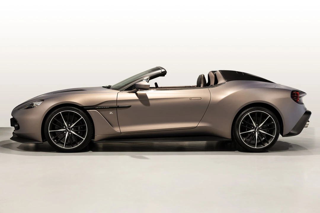2018 Aston Martin Vanquish 2nd Gen - Image 2 of 31