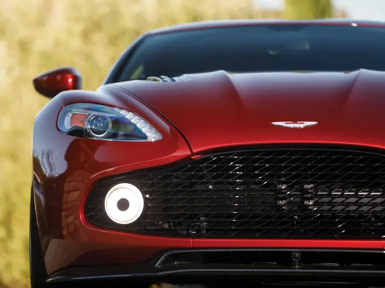 2018 Aston Martin Vanquish 2nd Gen - Image 22 of 31