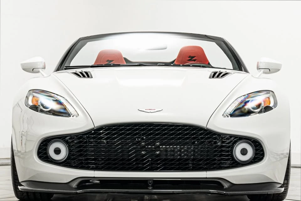 2018 Aston Martin Vanquish Zagato - Image 3 of 8