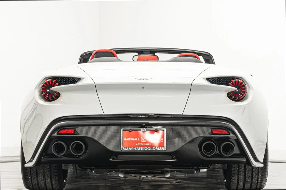 2018 Aston Martin Vanquish Zagato - Image 7 of 8