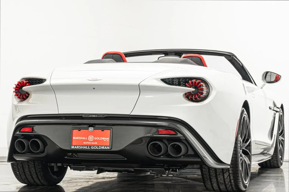 2018 Aston Martin Vanquish Zagato - Image 8 of 8