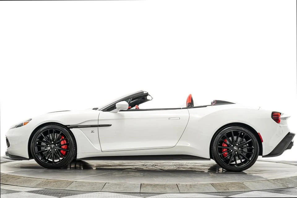 2018 Aston Martin Vanquish Zagato - Image 5 of 8