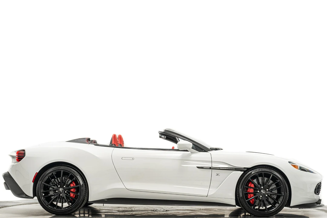 2018 Aston Martin Vanquish 2nd Gen - Image 2 of 21