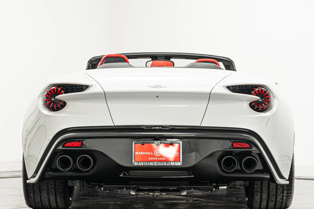 2018 Aston Martin Vanquish 2nd Gen - Image 8 of 21