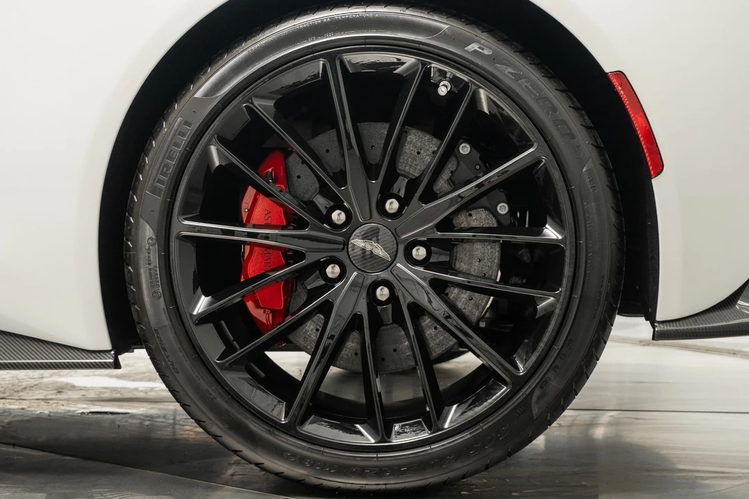 2018 Aston Martin Vanquish 2nd Gen - Image 11 of 21