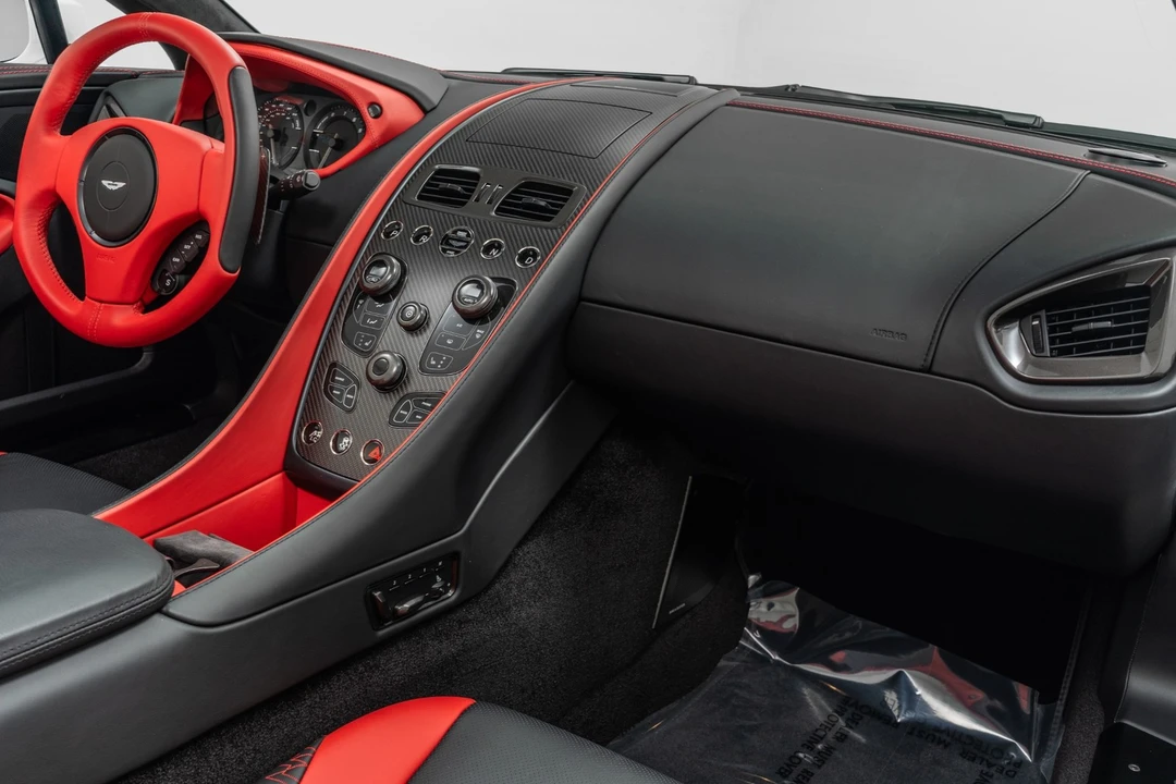 2018 Aston Martin Vanquish 2nd Gen - Image 14 of 21