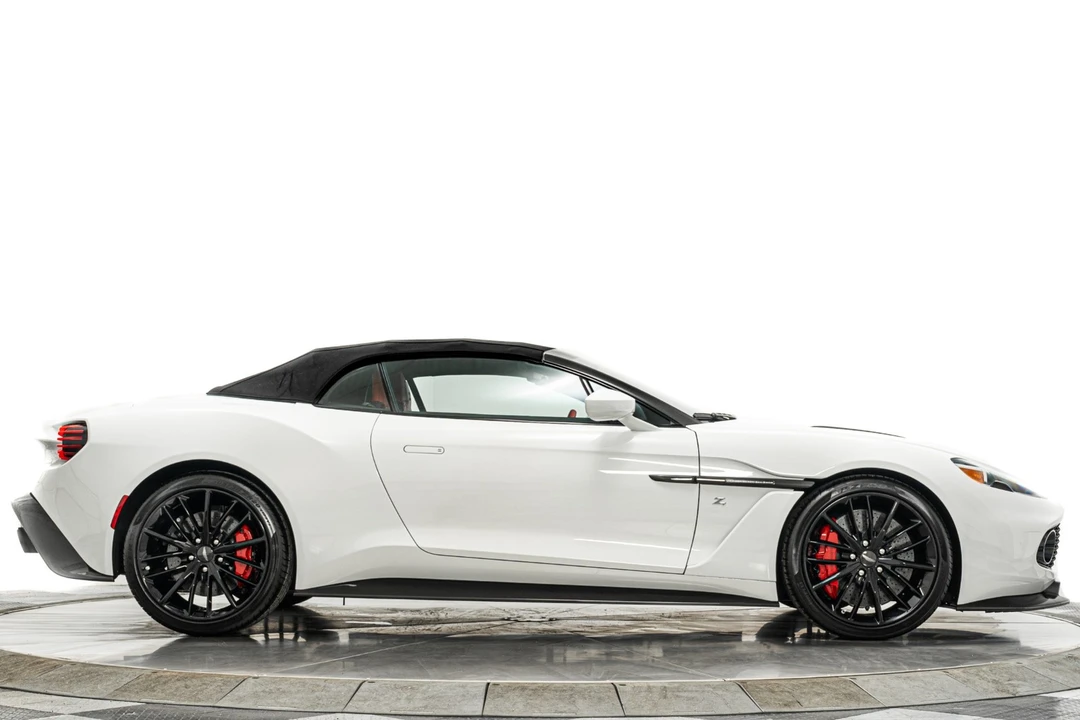 2018 Aston Martin Vanquish 2nd Gen - Image 18 of 21