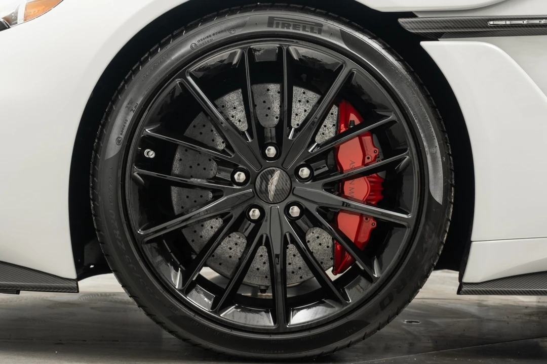 2018 Aston Martin Vanquish 2nd Gen - Image 10 of 21