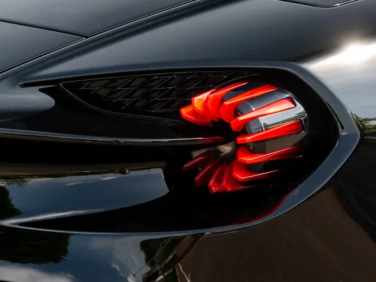 2018 Aston Martin Vanquish 2nd Gen - Image 28 of 31