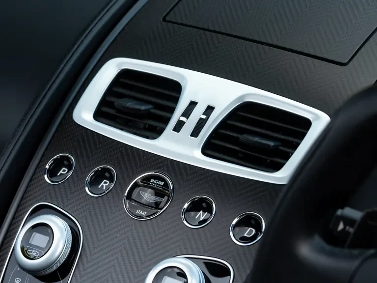 2018 Aston Martin Vanquish 2nd Gen - Image 19 of 31