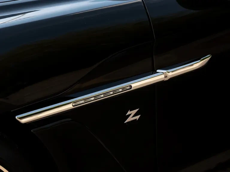 2018 Aston Martin Vanquish 2nd Gen - Image 8 of 31