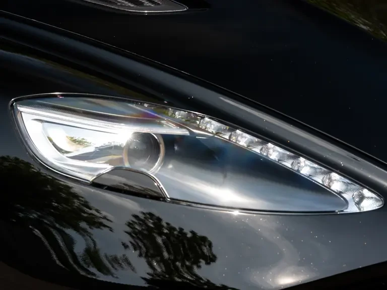 2018 Aston Martin Vanquish 2nd Gen - Image 29 of 31