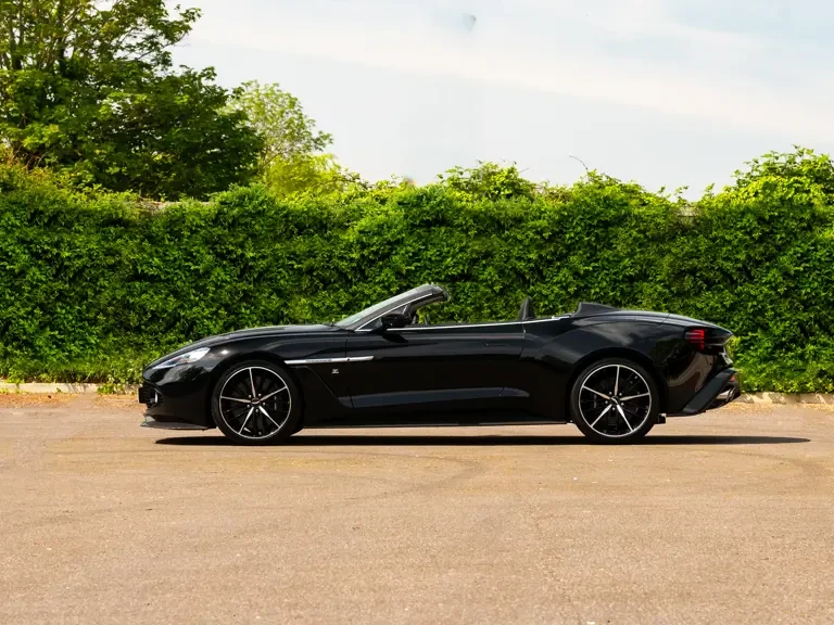 2018 Aston Martin Vanquish 2nd Gen - Image 13 of 31