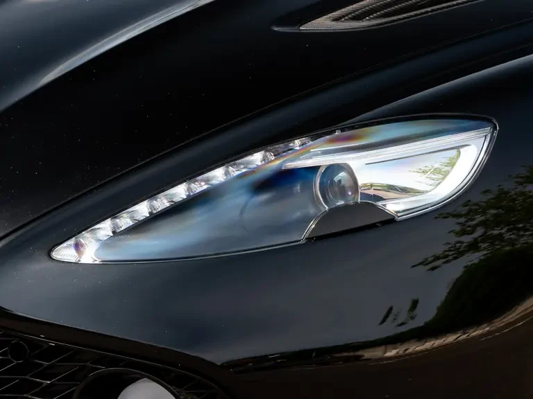 2018 Aston Martin Vanquish 2nd Gen - Image 27 of 31